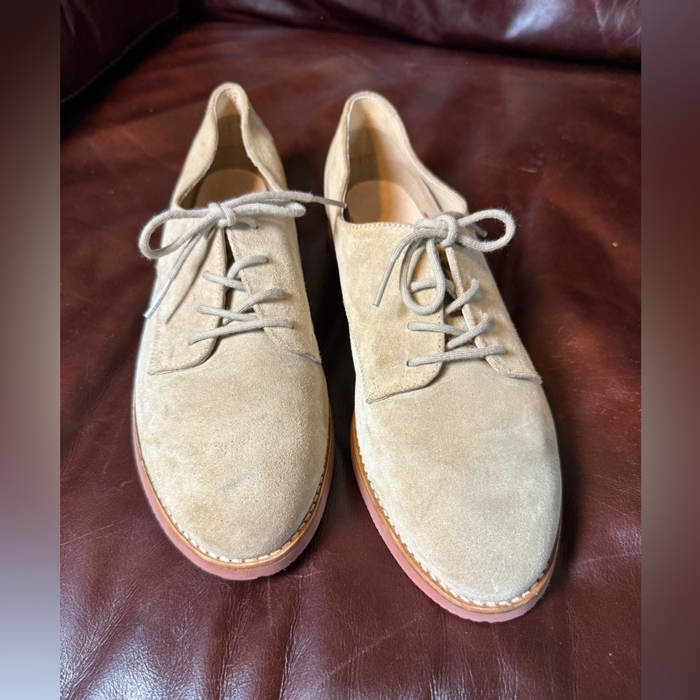 Rockport Beige Suede Lace-Up Flats